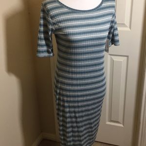 Lularoe Julia Small T-Shirt dress